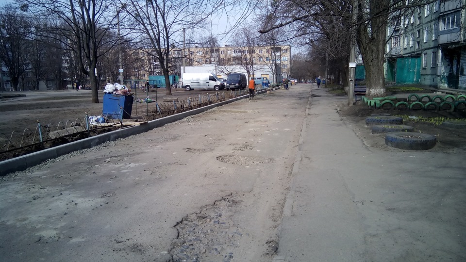 Ось і на нашій вулиці свято!) 4
