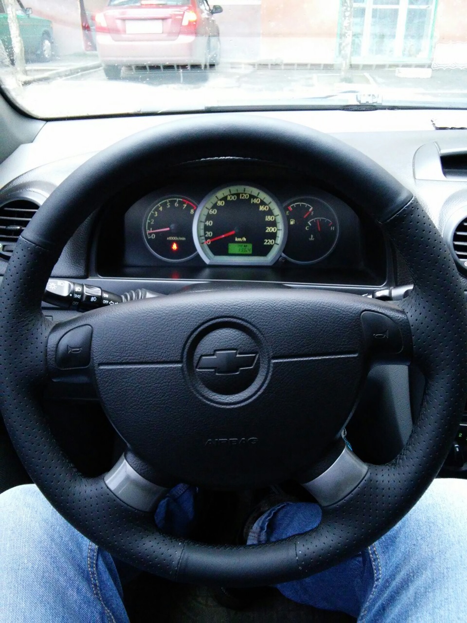 Шкіряне обплетення керма lacetti 2