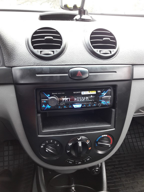 Заміна ГУ на Sony DSX-A400BT 1
