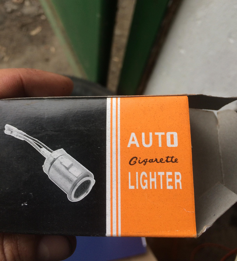 розетка 12v у багажнику 5