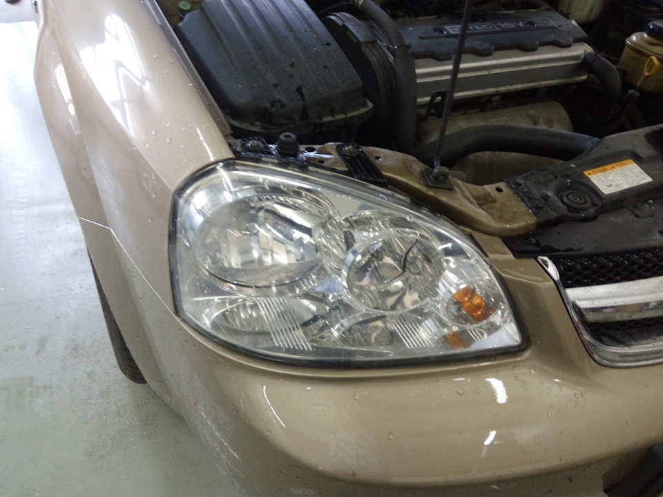Поліровка фар Lacetti + поліуретанова плівка. 5
