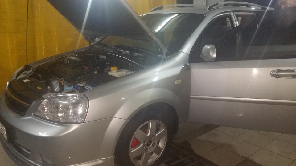 Мийка підкапотки та авто 3