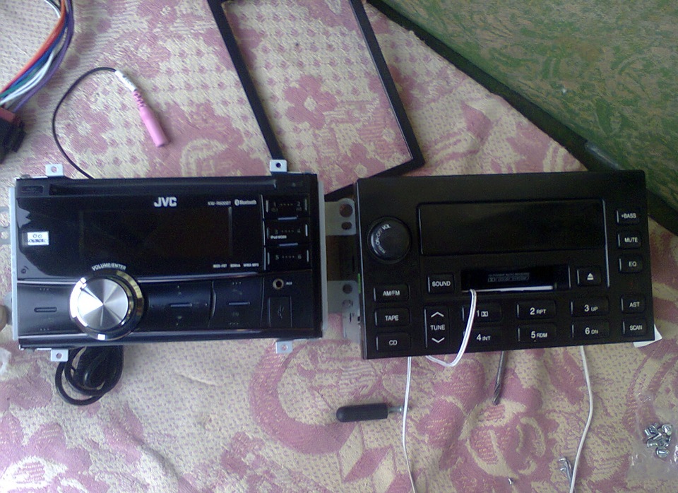 прикупив ГУ JVC KW-R600BTEY 3