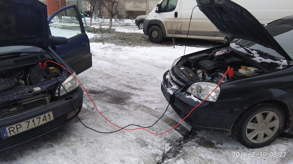 Завжди допомагай у біді. 2