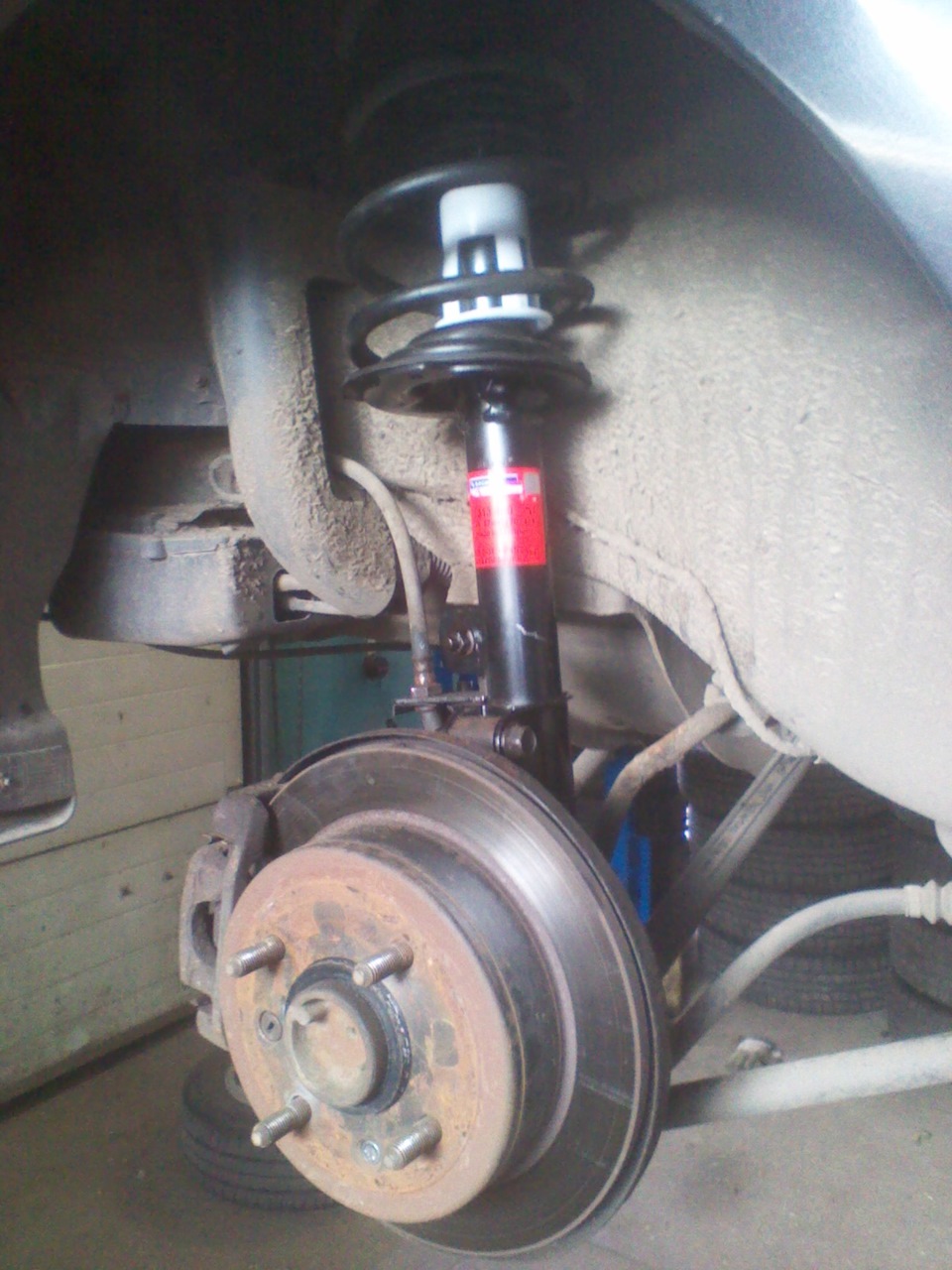 Поставив задні стійки Sachs Advantage 1