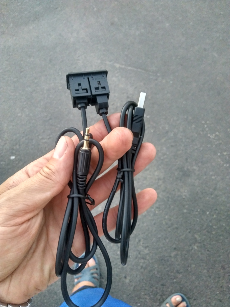 Перенесення виходу USB+AUX 3