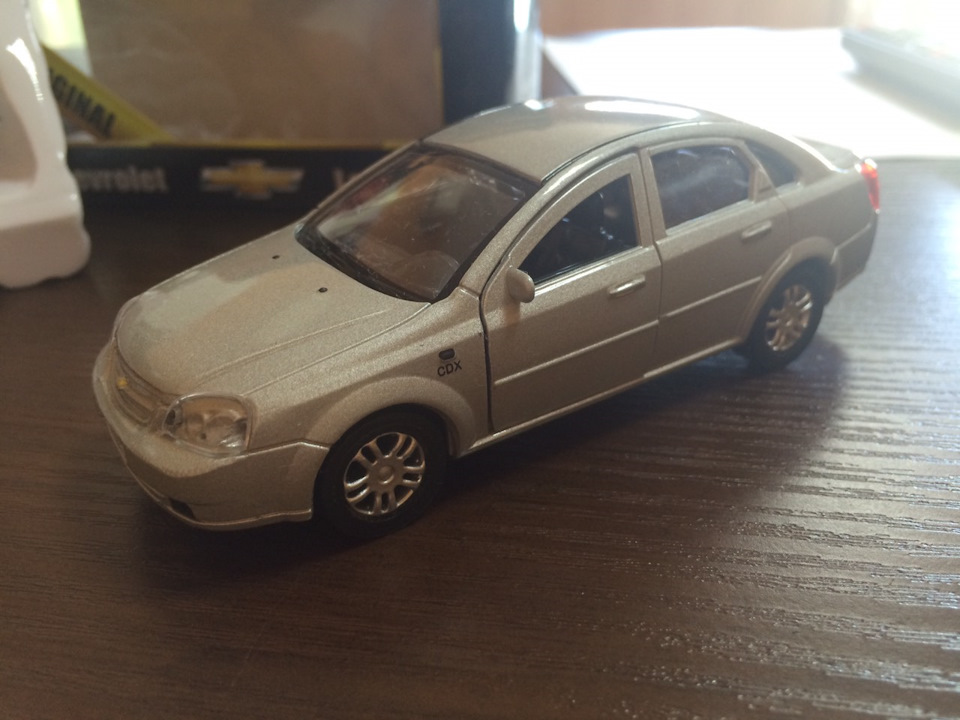 Подарунок з Узбекистану Lacetti 1:37 2