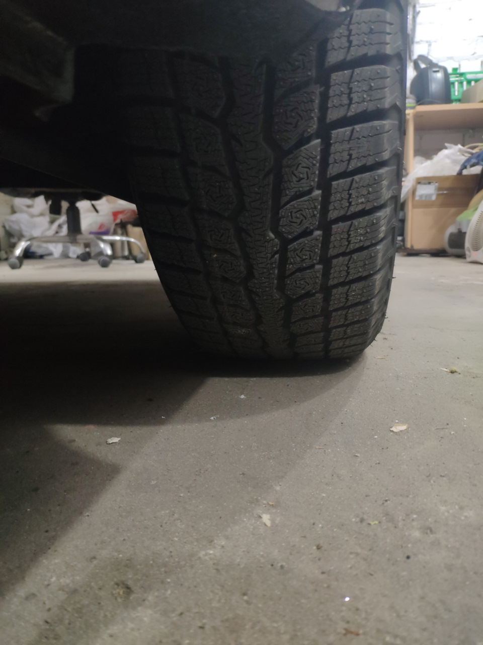 Зміна зимової гуми з Bridgestone Blizzak VRX на Toyo Observe GSi-6 2