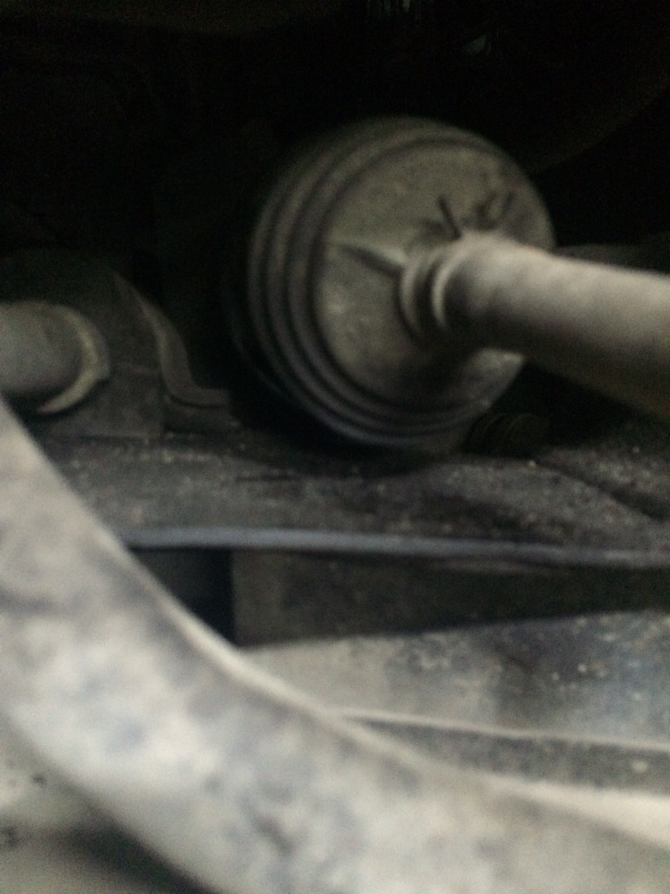 Заміна пильовиків рульових тяг GM 93742552 4