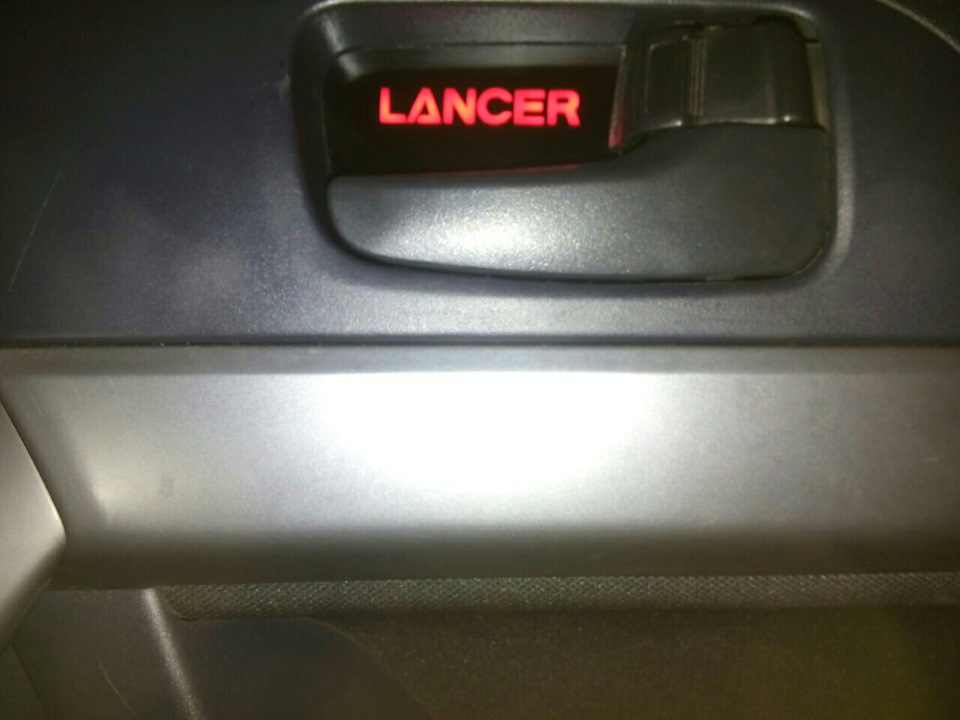 лід вставки в ручки для Mitsubishi lancer x 4