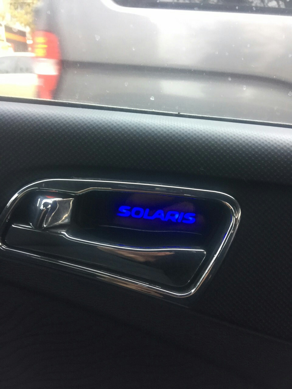 Льод вставки в ручки на Hyundai Accent Solaris 2