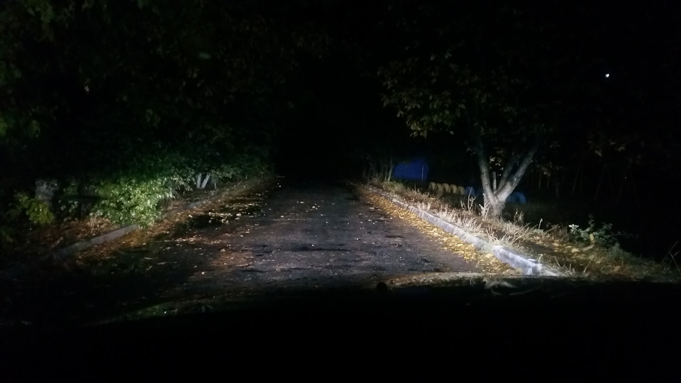 Як світять лінзи під час дощу 3