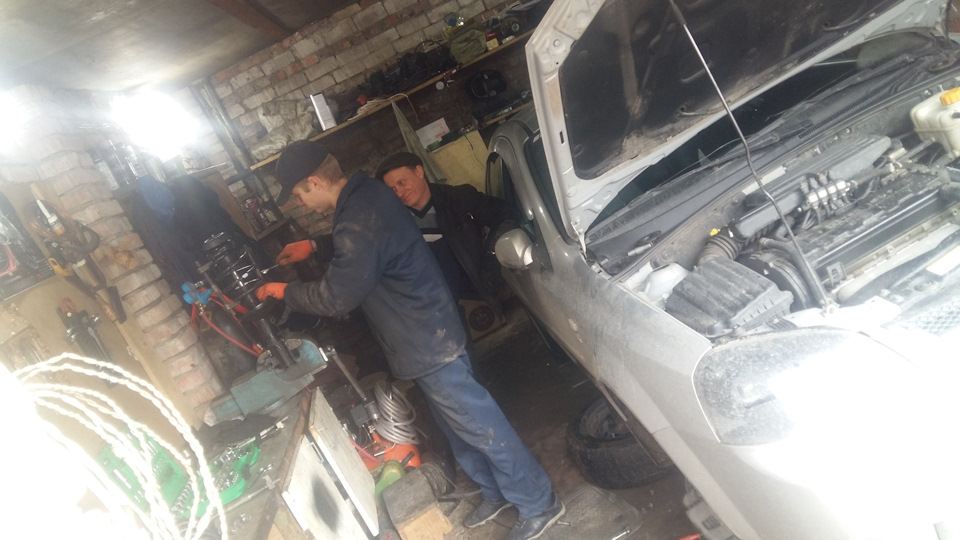 Поколупався трохи з ходівкою 2