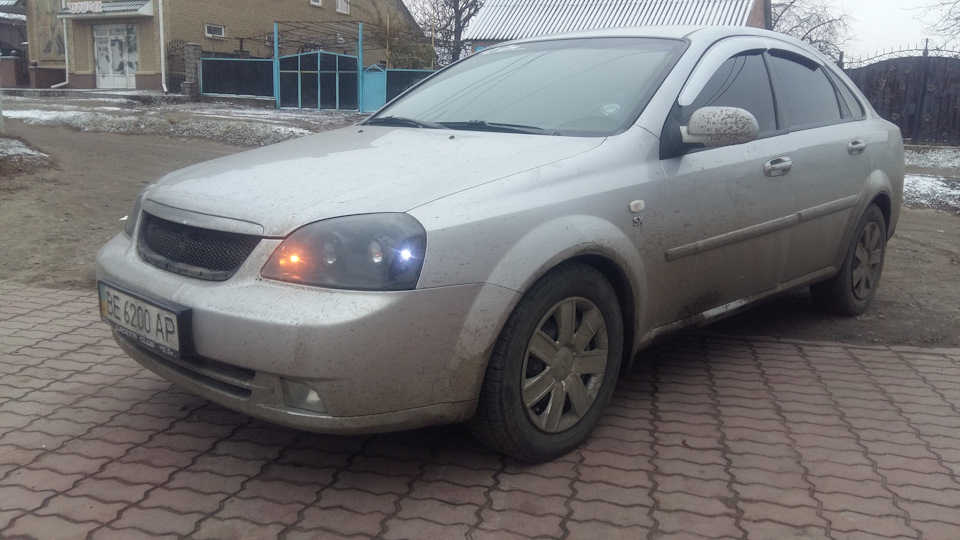 Грати радіатора 2
