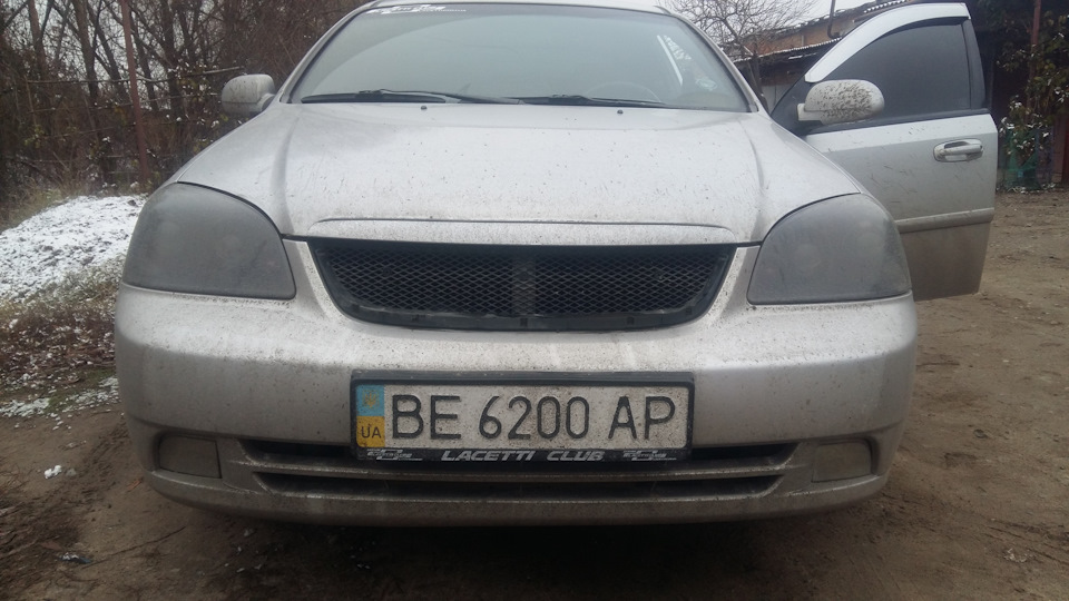 Грати радіатора 4
