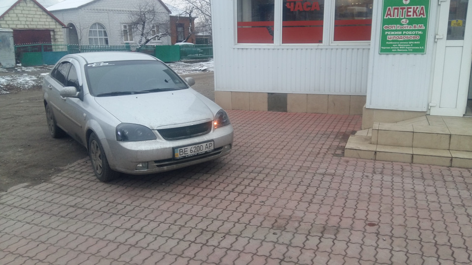 Грати радіатора 3