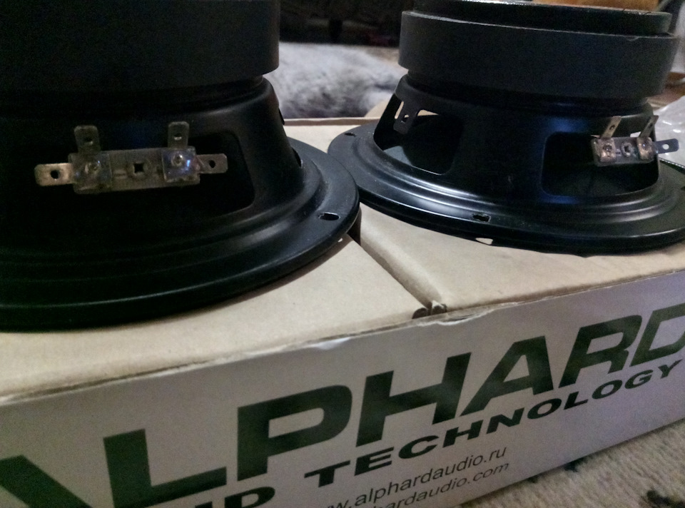 Продам! Alphard Hannibal x6l 3
