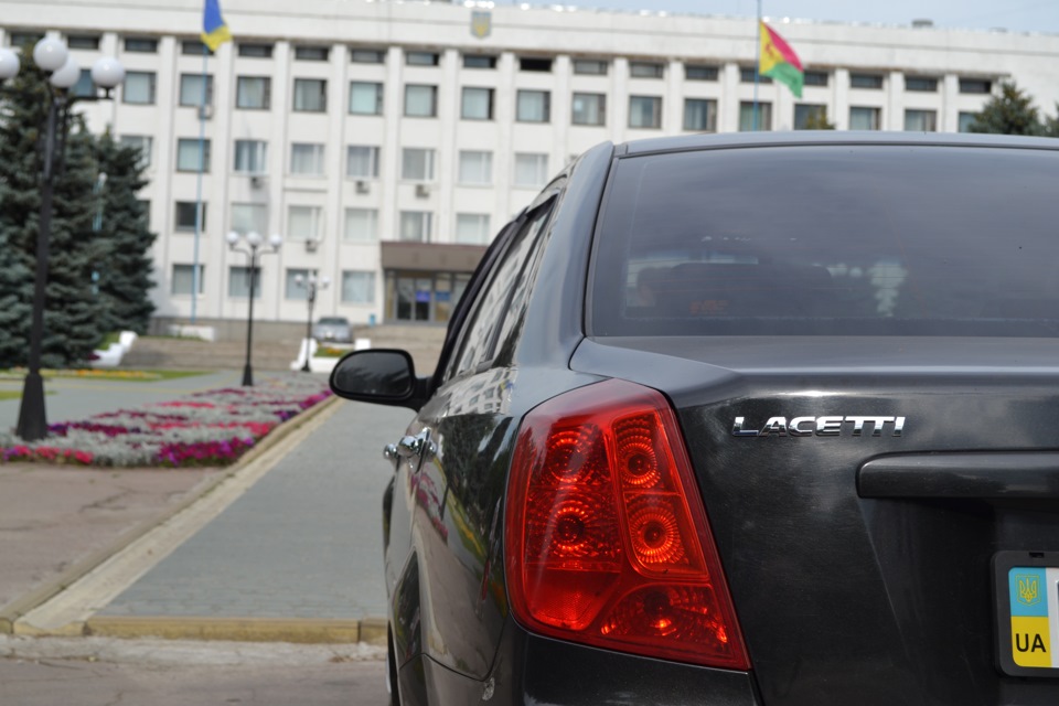 Задні ліхтарі 1
