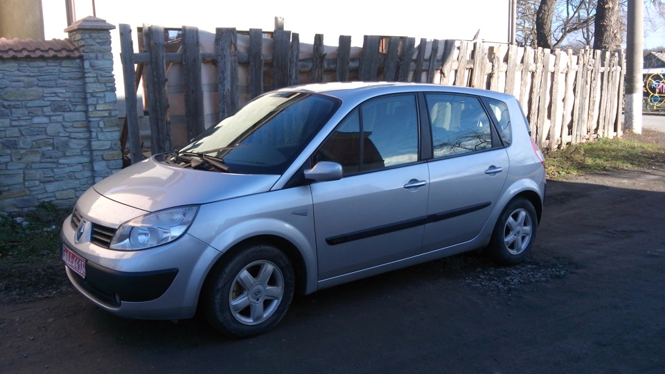 Renault Megane Scenic 1.5 tdi 78 kilovat 1