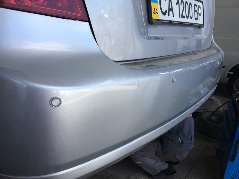 Встановлення заднього парктроніка 3