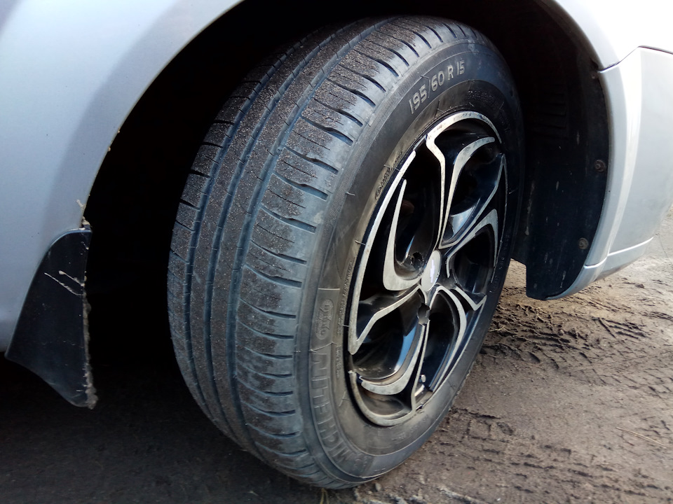 Прикупив Michelin LaЧіку на літо 5