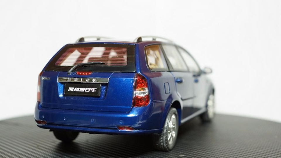 Запис 00. Моделька універсалу Lacetti 1:18 5