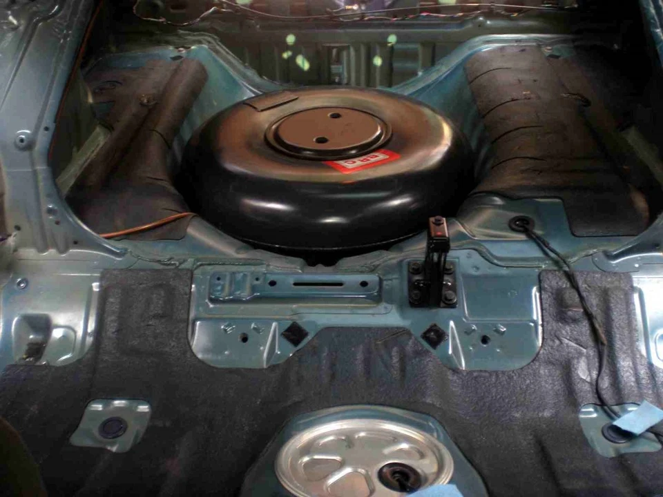 ШВІ салону Chevrolet Lacetti седан.