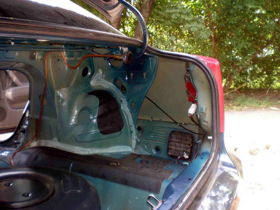 ШВІ салону Chevrolet Lacetti седан. 2