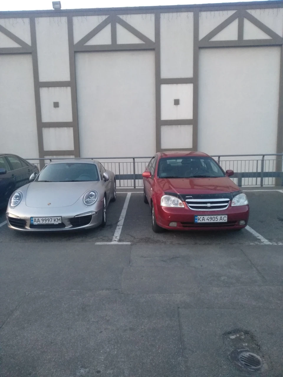 Перший авто