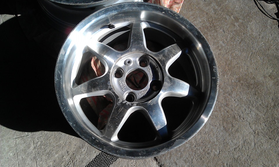 Oz 7.5J ET30 R16 3