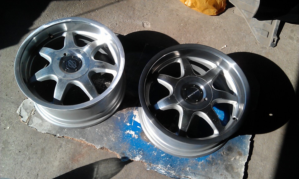 Oz 7.5J ET30 R16 5