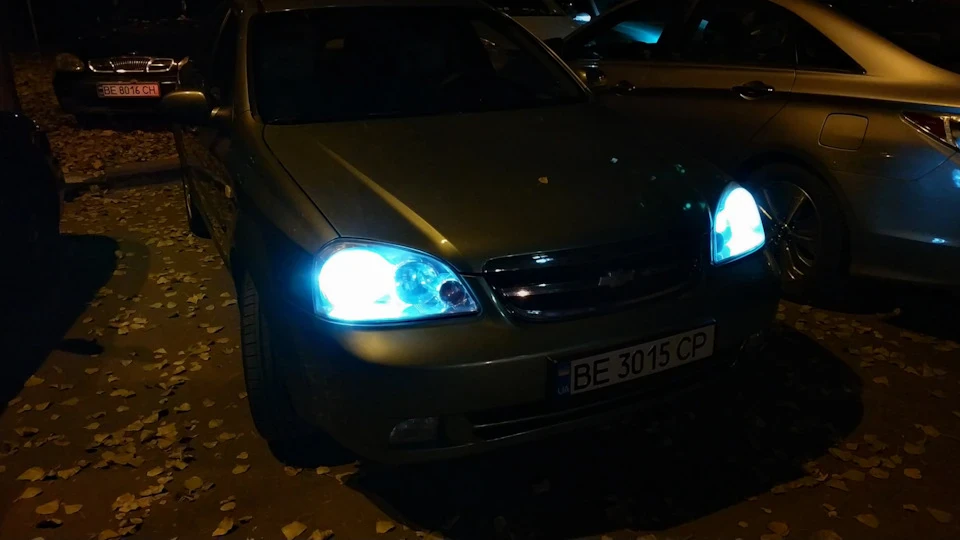 Заміна ламп габаритів Т10