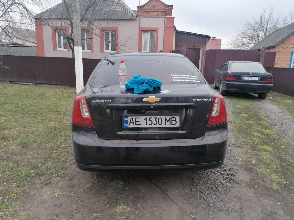 Емблема Круз на Лачетті 1
