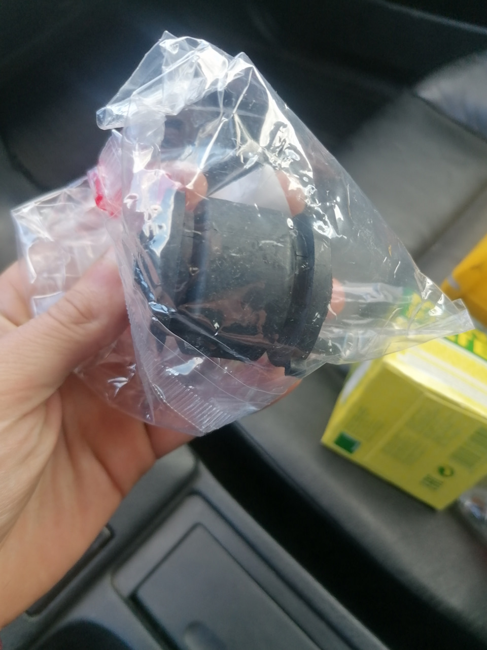 Чергове ТО та заміна сайлентблоків поздовжнього важеля 4