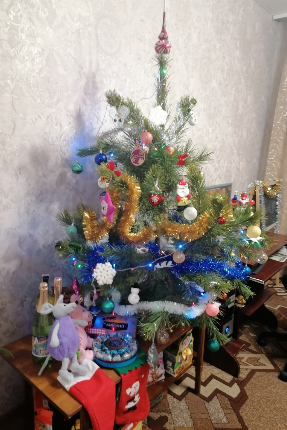 З наступаючим Новим Роком 🎄 1