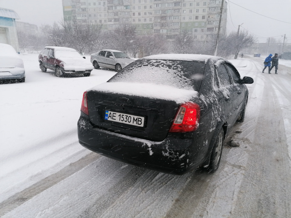 У нас нарешті перший сніг 😕 2