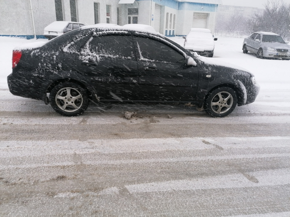 У нас нарешті перший сніг 😕 3