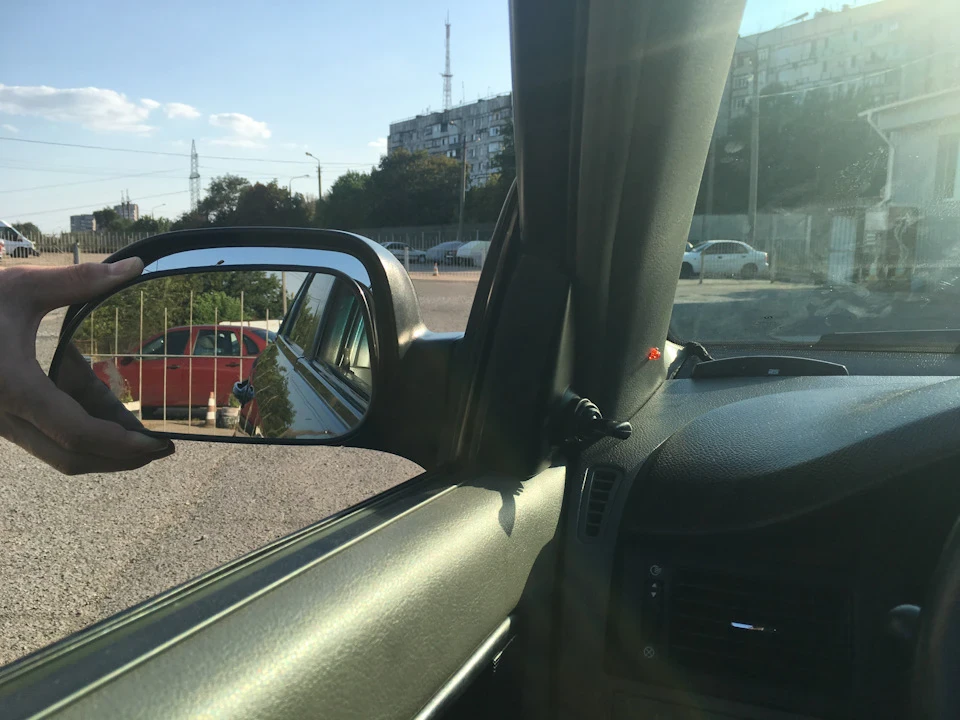 Бічні дзеркала з ел.обігрівом і зламом