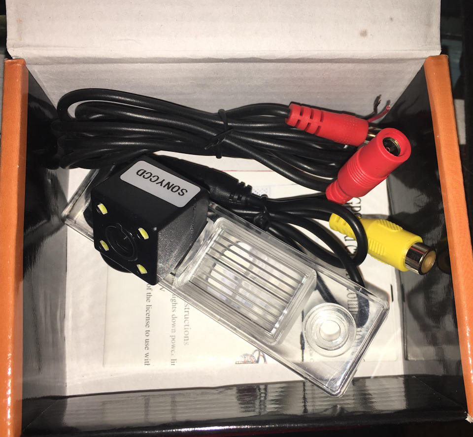 Камера заднього виду (Sony CCD) + вибір ГУ (Pioneer SPH-DA120?) 3