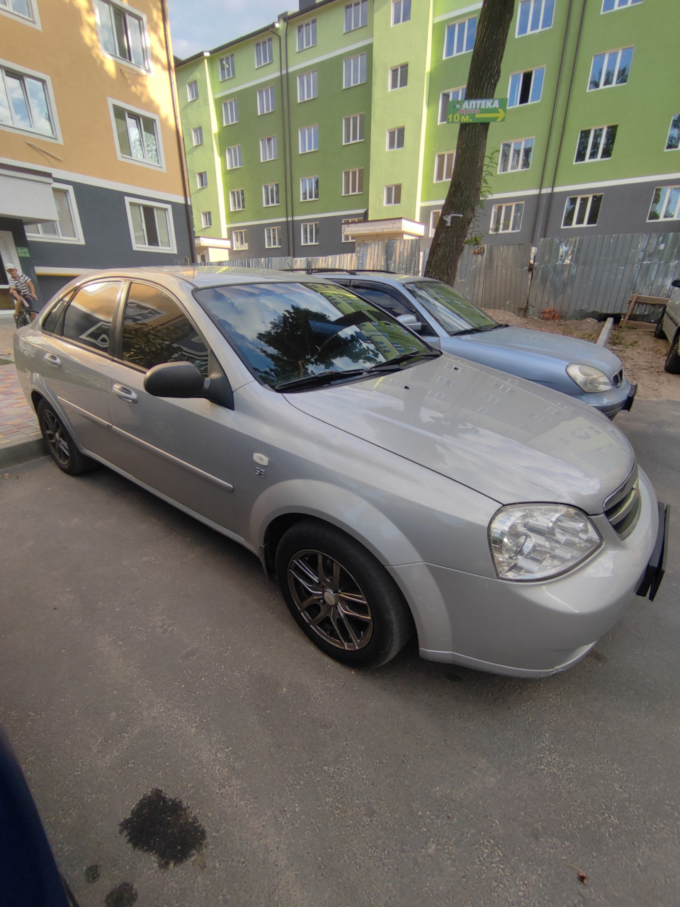 Порадьте диски r17 або r 16 1
