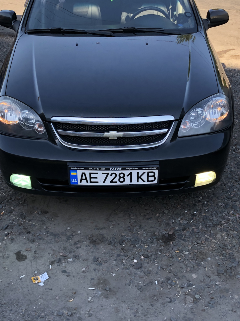 Маски фар у чорний матовий. 3