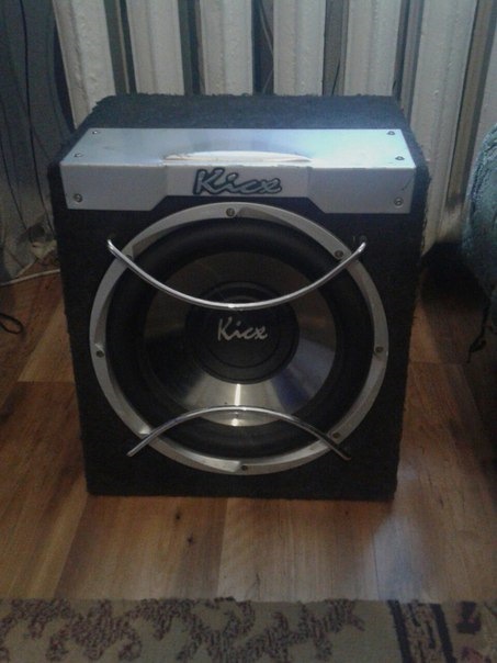 Продам Cавбуфер KICX ICQ 300BA 1