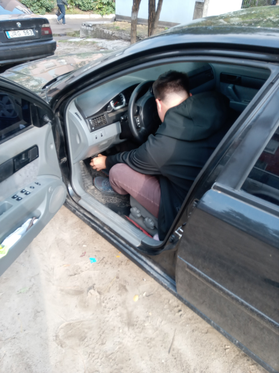 Продовження запису пошуки рідного близнюка & 2 4