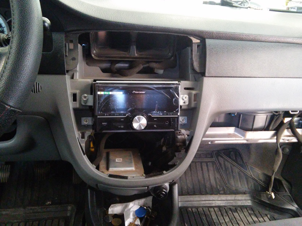 Новий мафон. Pioneer 2-DIN FH-X730BT 5