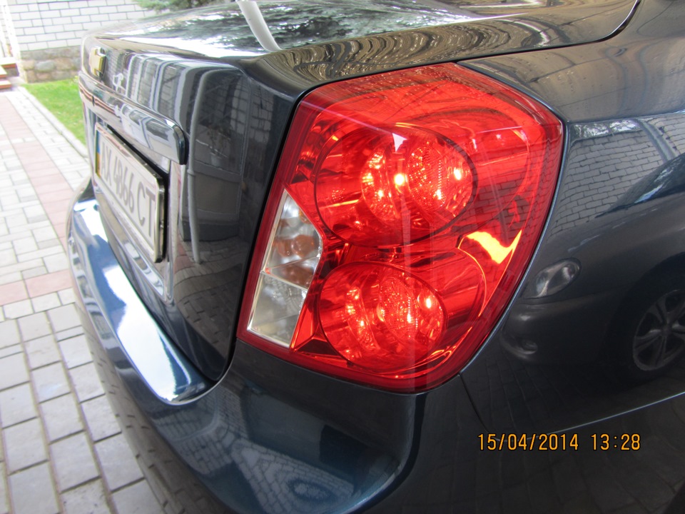 Задні ліхтарі від Chevrolet OPTRA 3