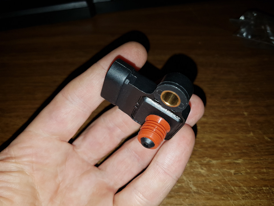 Заміна датчика абсолютного тиску (map sensor) 4