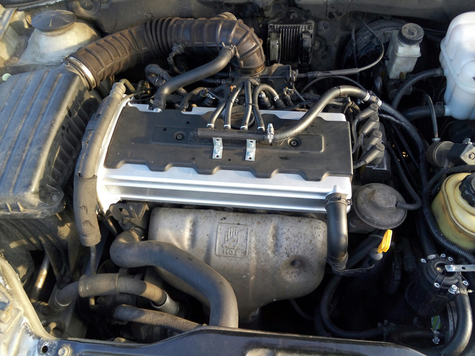 Алюмінієва клапанна кришка T18sed або +2.5 кг під капот. 5