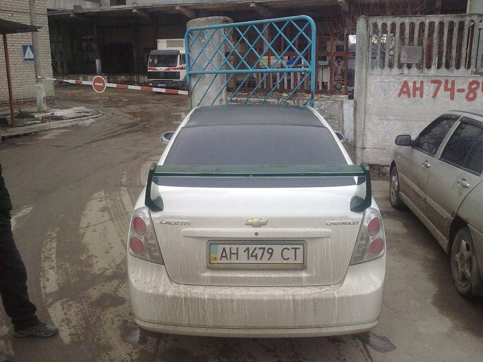 Прикладка спойлера 4
