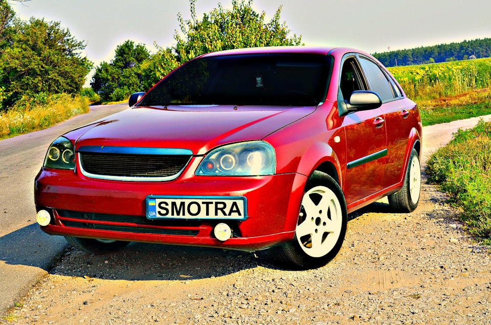 Два роки #SmotraDnDz 1