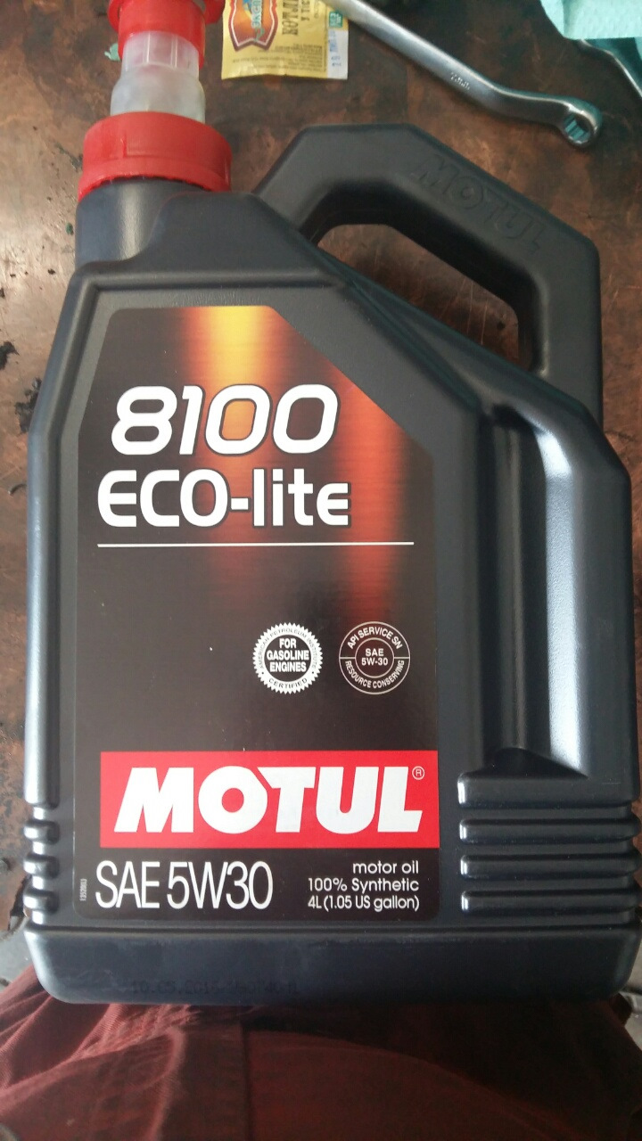 Заміна мастило на 131 тис. Motul 5w30 Eco-lite 1